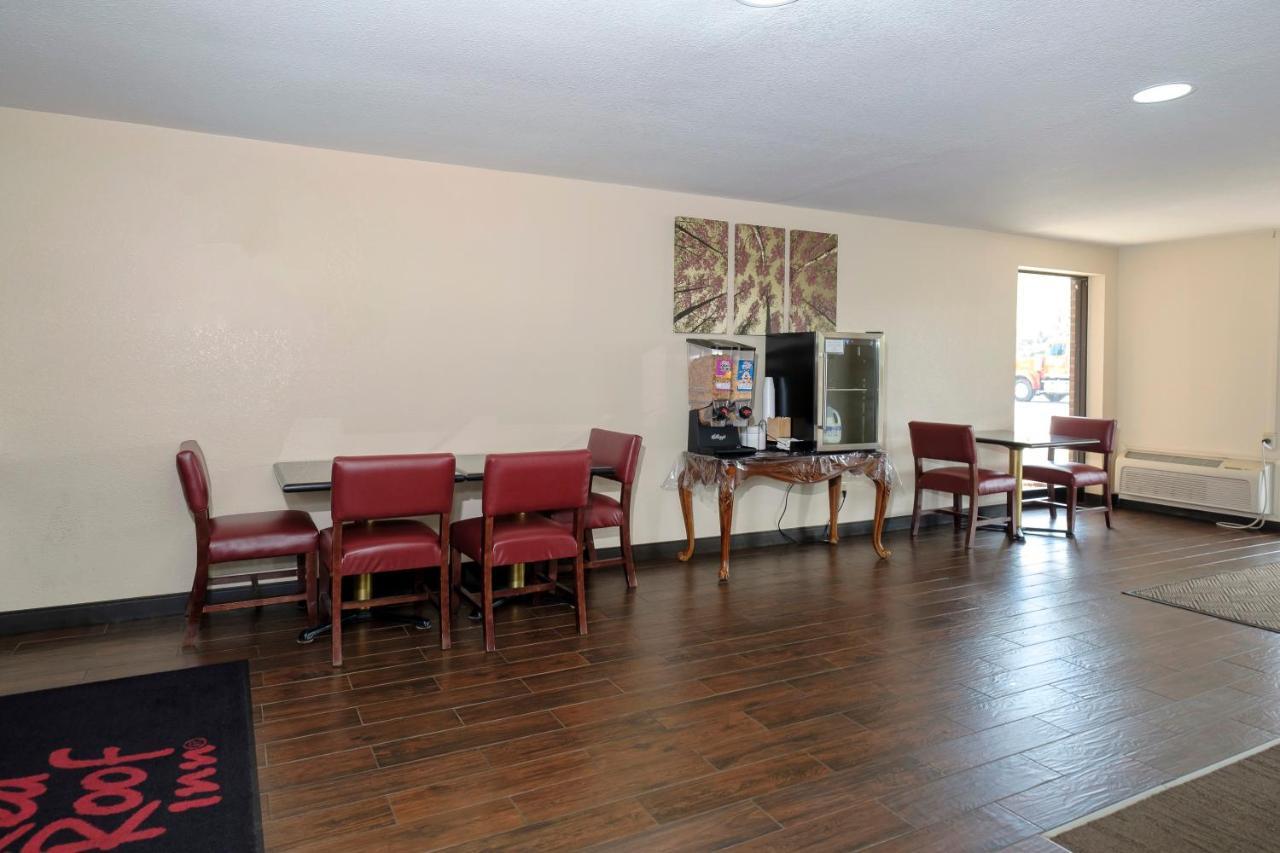 Red Roof Inn Hillsville Exterior photo